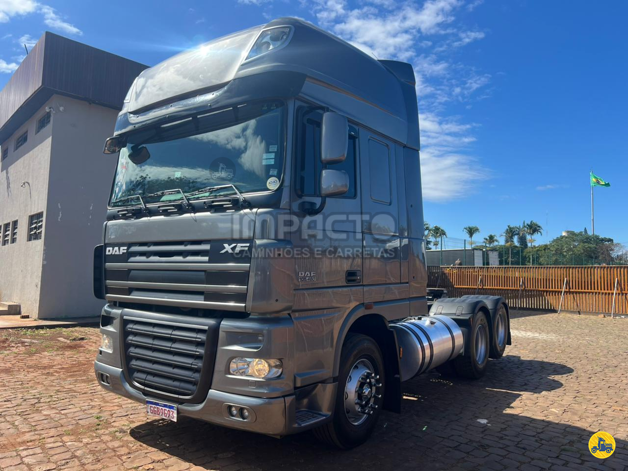 CAMINHAO DAF DAF XF 460 Cavalo Mecânico Cavalo 6x4 Impacto Caminhões e Carretas LONDRINA PARANÁ PR